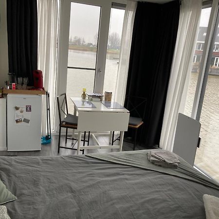 خودا Bed & Breakfast 'T Westergouwertje المظهر الخارجي الصورة